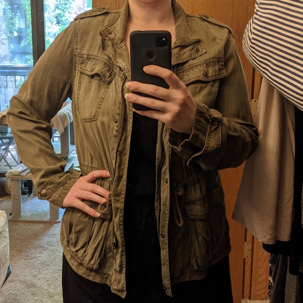 Max Jeans Olive Green Jacket - Picture 4 of 4